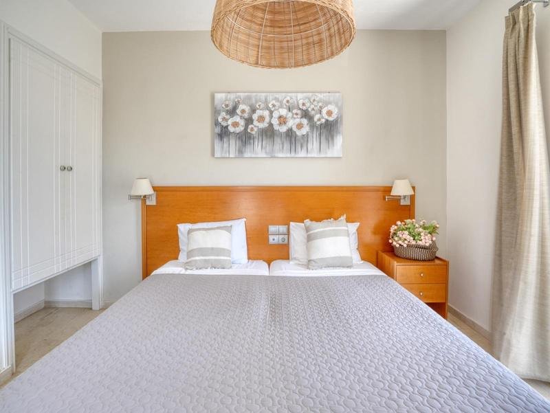 Apartment with Sea View (Ideal for families) — photo 8