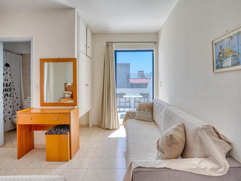 Studio with Sea View (For 3 Adults) — photo 3
