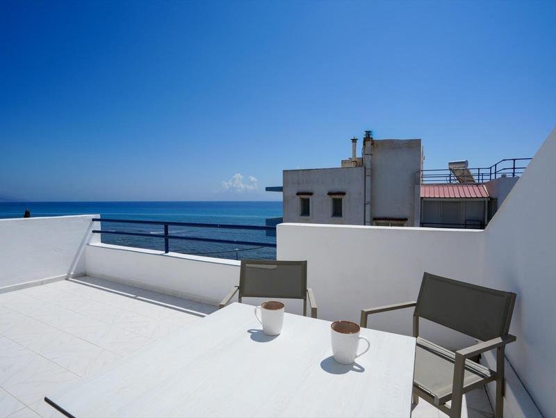 Studio with Sea View (For 3 Adults) — photo 7